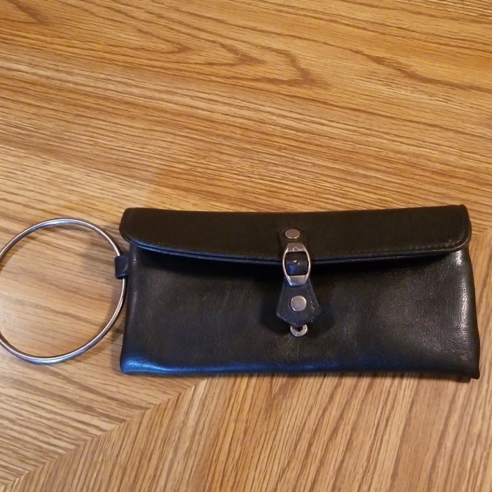 Victoria's secret clutch-excellent condition